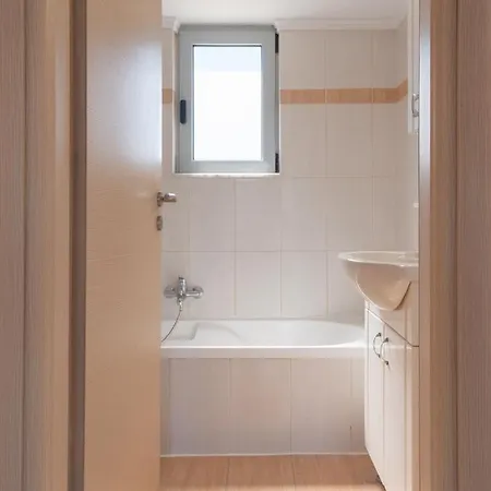 Appartement Santa Marina 3 *